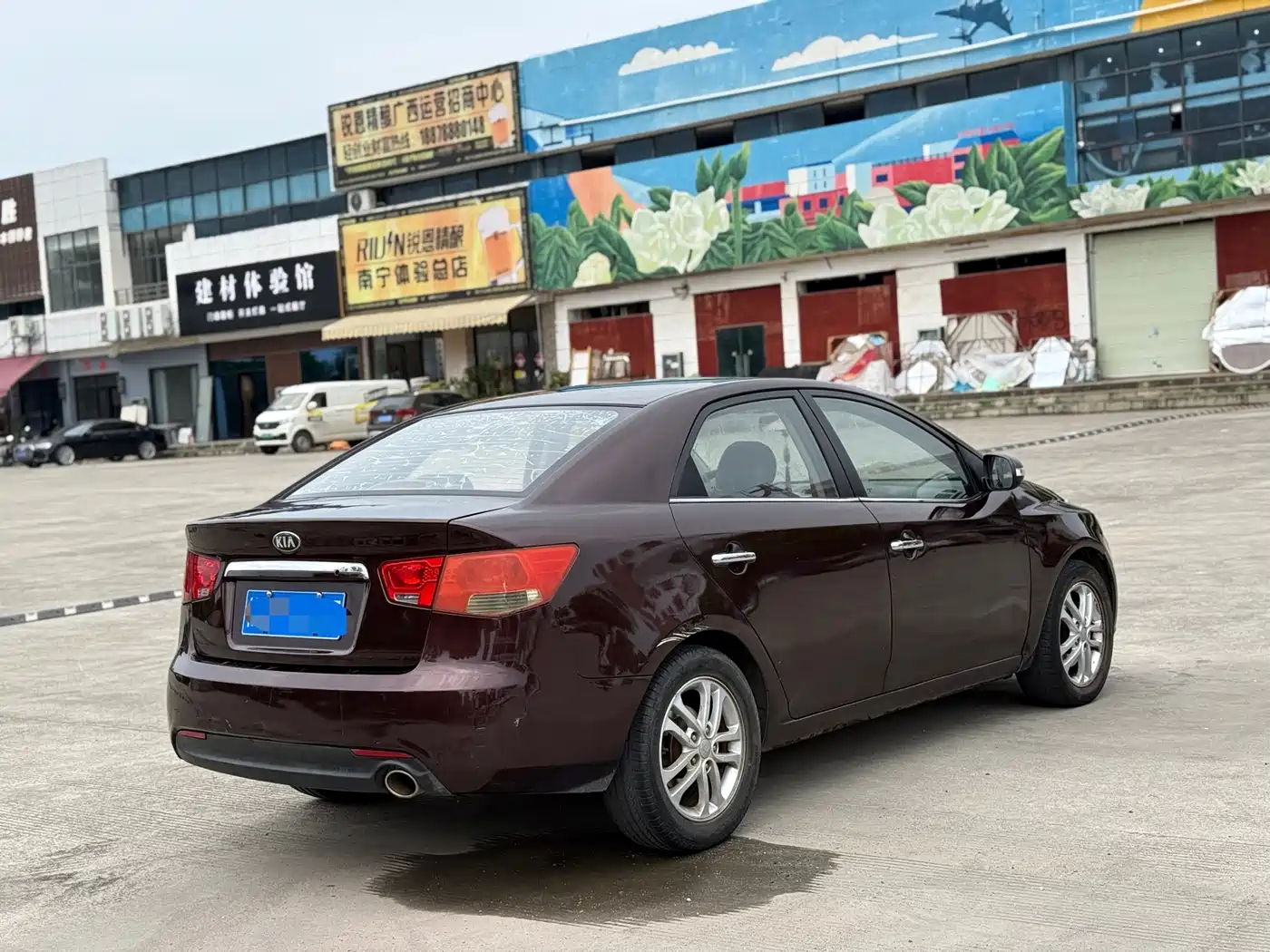 Kia Forte 2012 1.6L AT GLS Commemorative Edition фото 3