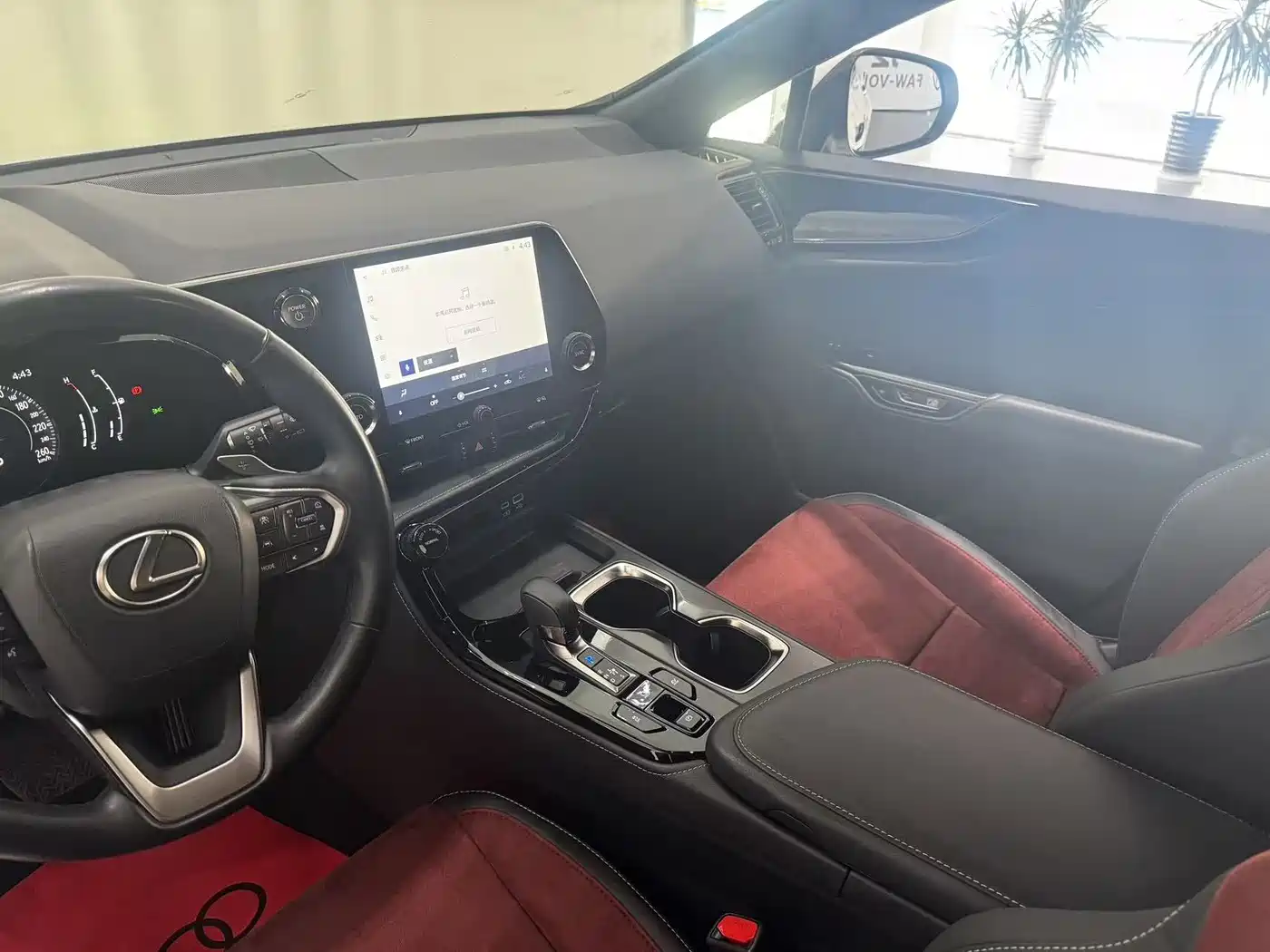 Lexus NX 2022 350h FWD Innovation Edition фото 8
