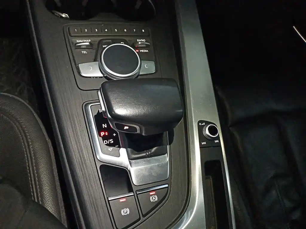 Audi A4L 2019 40 TFSI Fashion (China VI) фото 6
