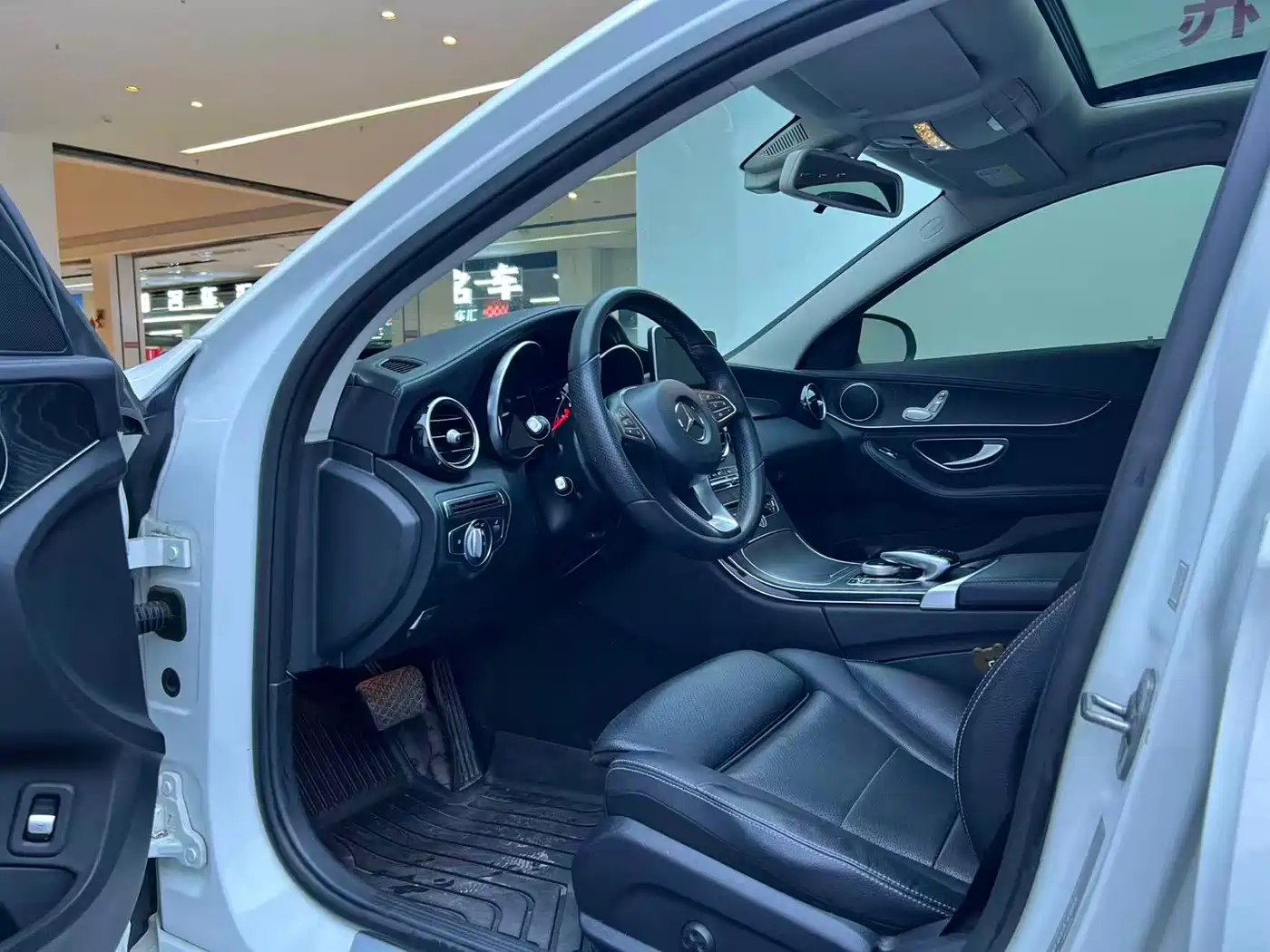Mercedes-Benz C-Class 2017 Facelift C 180 L Fashion Sport Edition фото 7