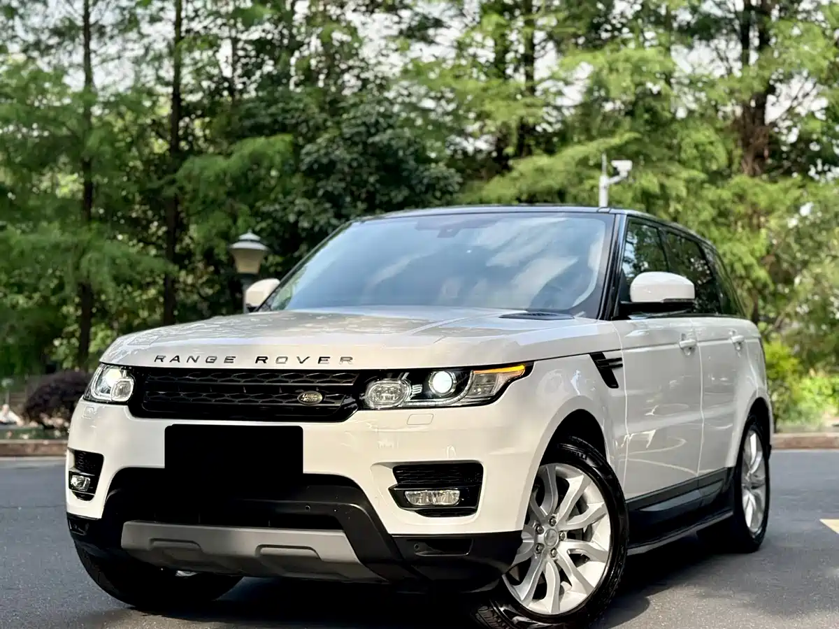 Land Rover Range Rover Sport 2016 Model 3.0 SDV6 HSE DYNAMIC