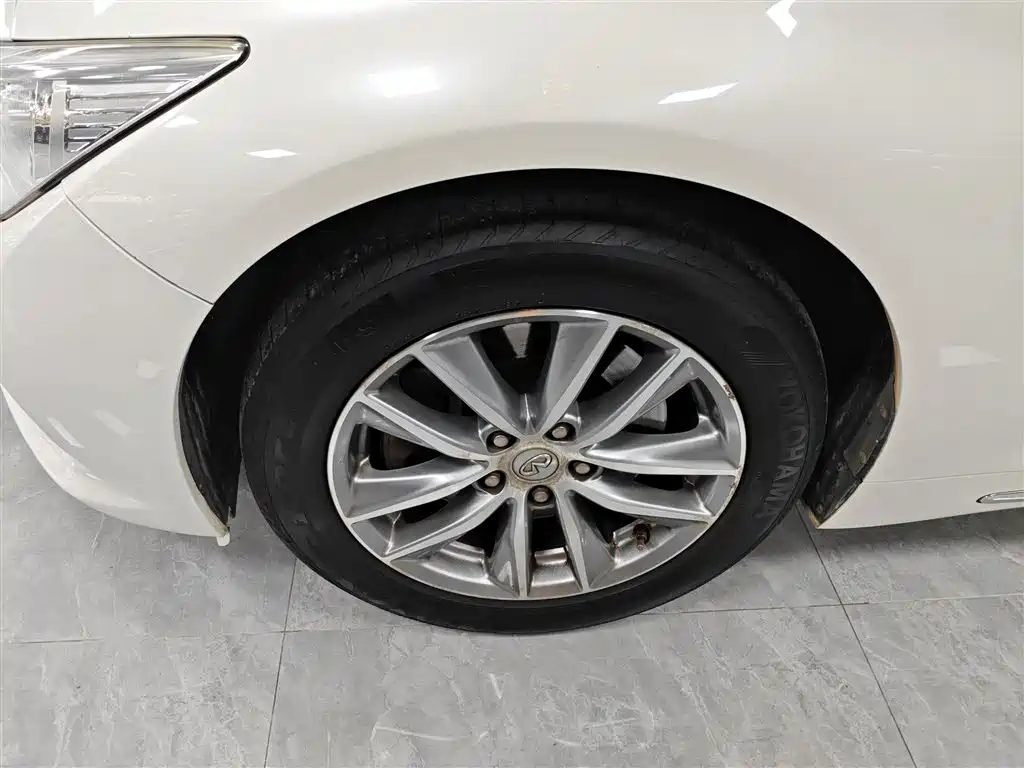 Infiniti Q50L 2018 2016 Model 2.0T Comfort Edition