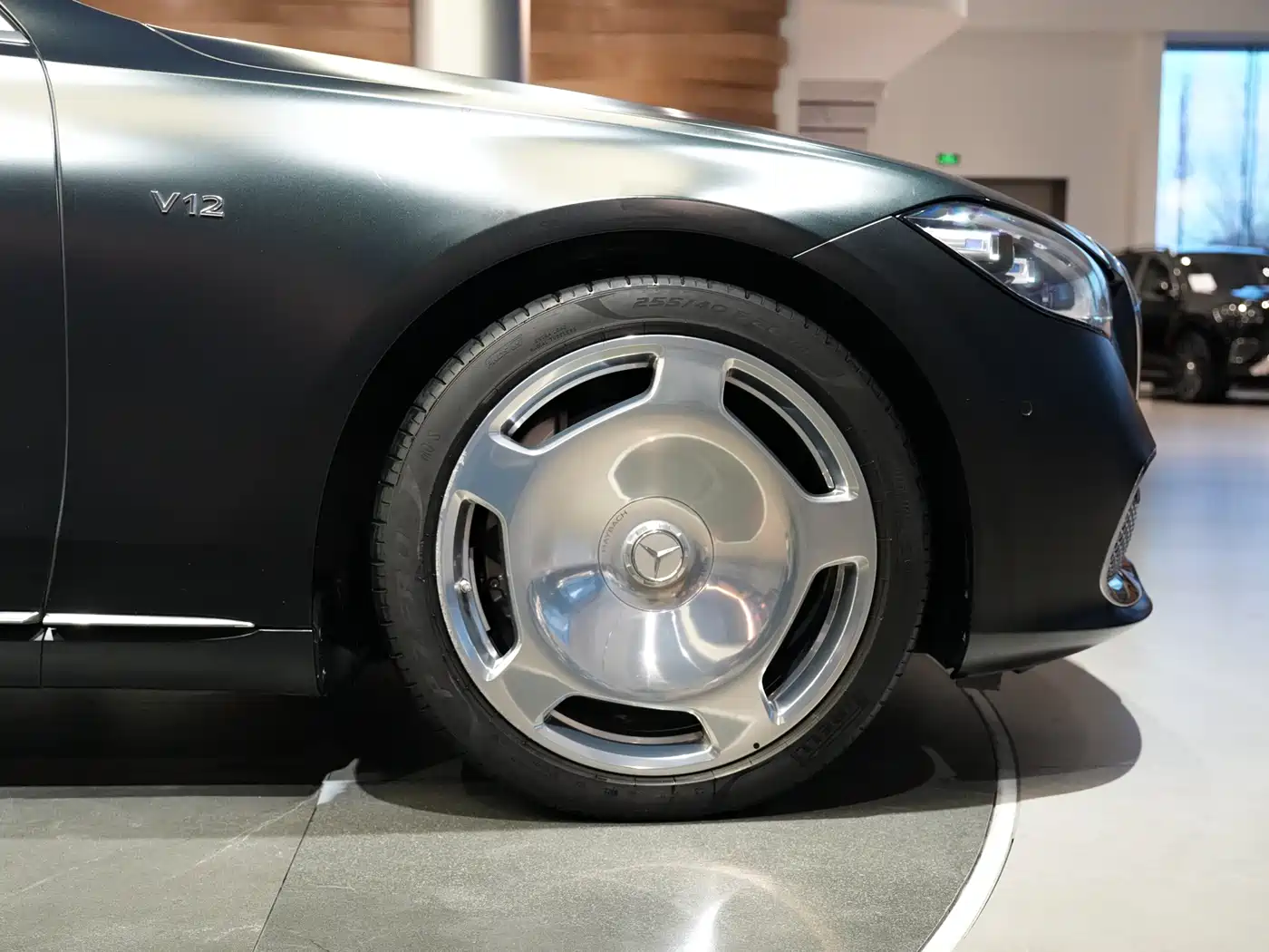 Mercedes-Benz Maybach S-Class 2022 S 680 4MATIC Craftsmanship Limited Launch Edition фото 8