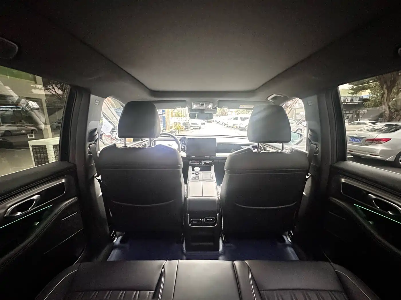 GAC Trumpchi Trumpchi GS8 2025 Pilot Series 2.0TGDI 2WD Luxury Edition 5-seater фото 18