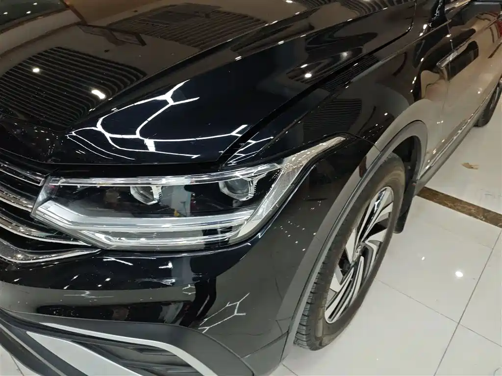 Volkswagen Tiguan L 2022 330TSI Automatic 2WD Comfort Edition фото 24
