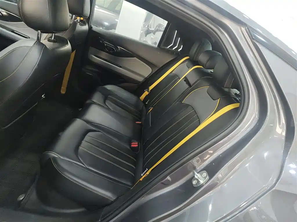 GAC Trumpchi Trumpchi Emkoo 2022 270T DCT J16 R-style Track Edition фото 13