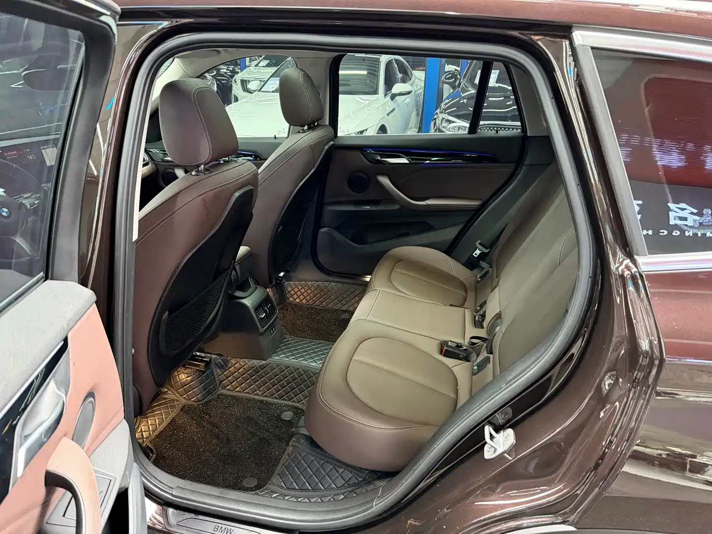 BMW X1 2019 xDrive20Li Premium Model фото 9