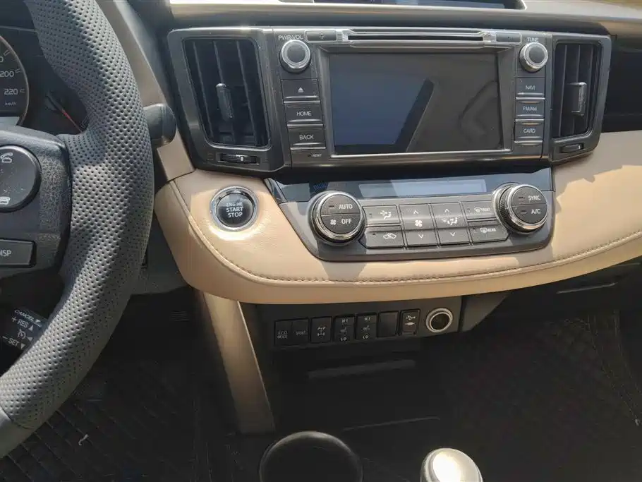 Toyota RAV4 Rongfang 2013 2.5L Auto 4WD Elite фото 13