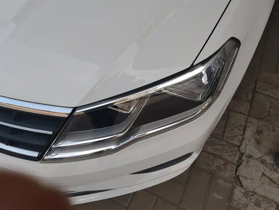 Volkswagen Jetta 2017 1.4L Manual Fashion фото 5