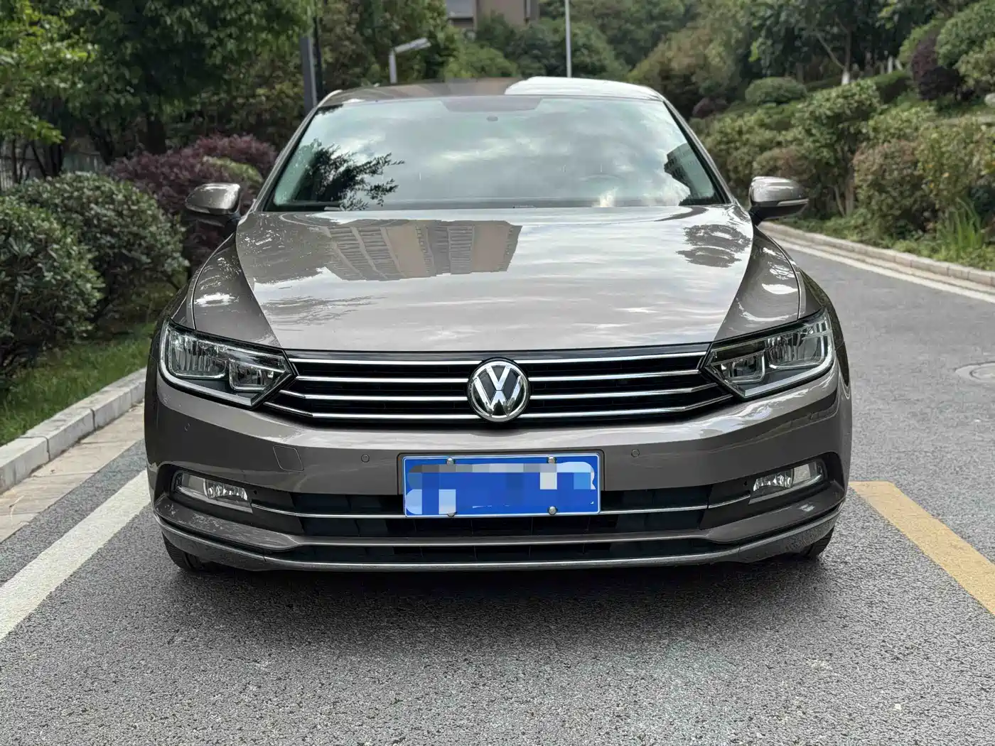 Volkswagen Magotan 2017 330TSI DSG Leading фото 2