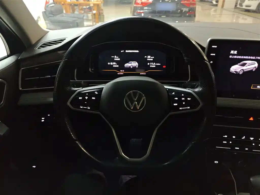 Volkswagen Tiguan L 2022 330TSI Automatic 2WD Comfort Edition фото 11