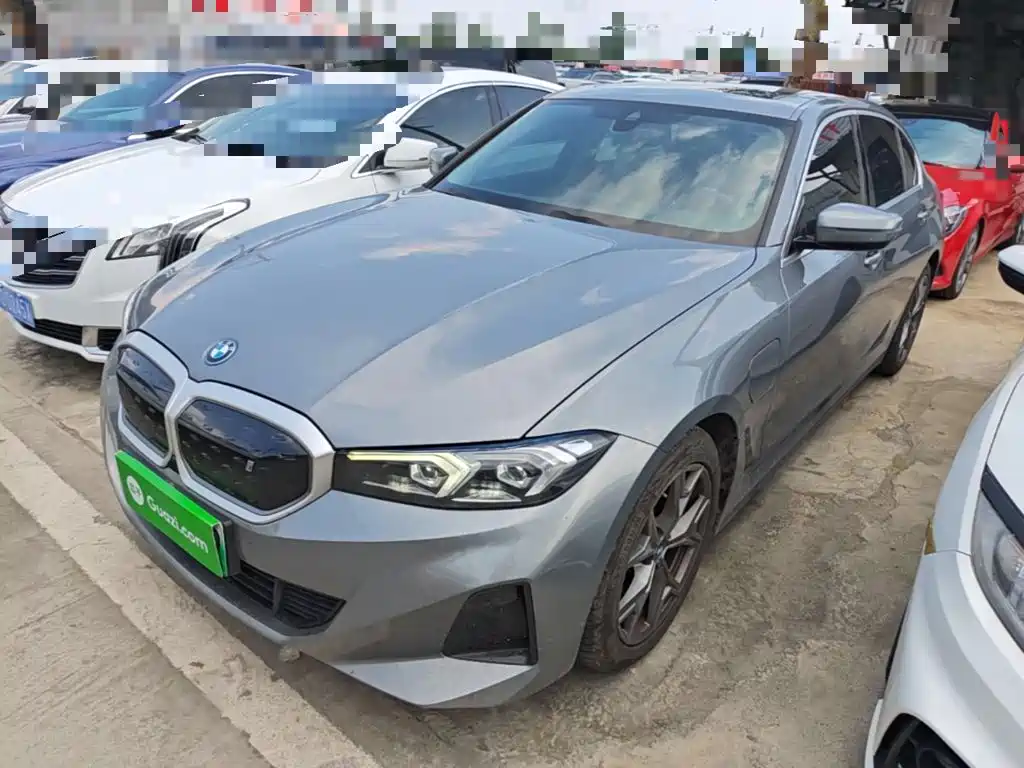 BMW i3 2022 eDrive 35 L