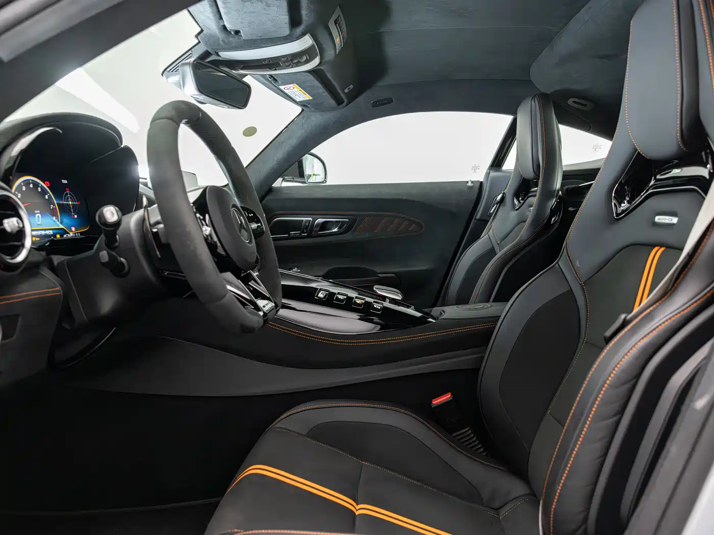 MERCEDES-BENZ AMG GT