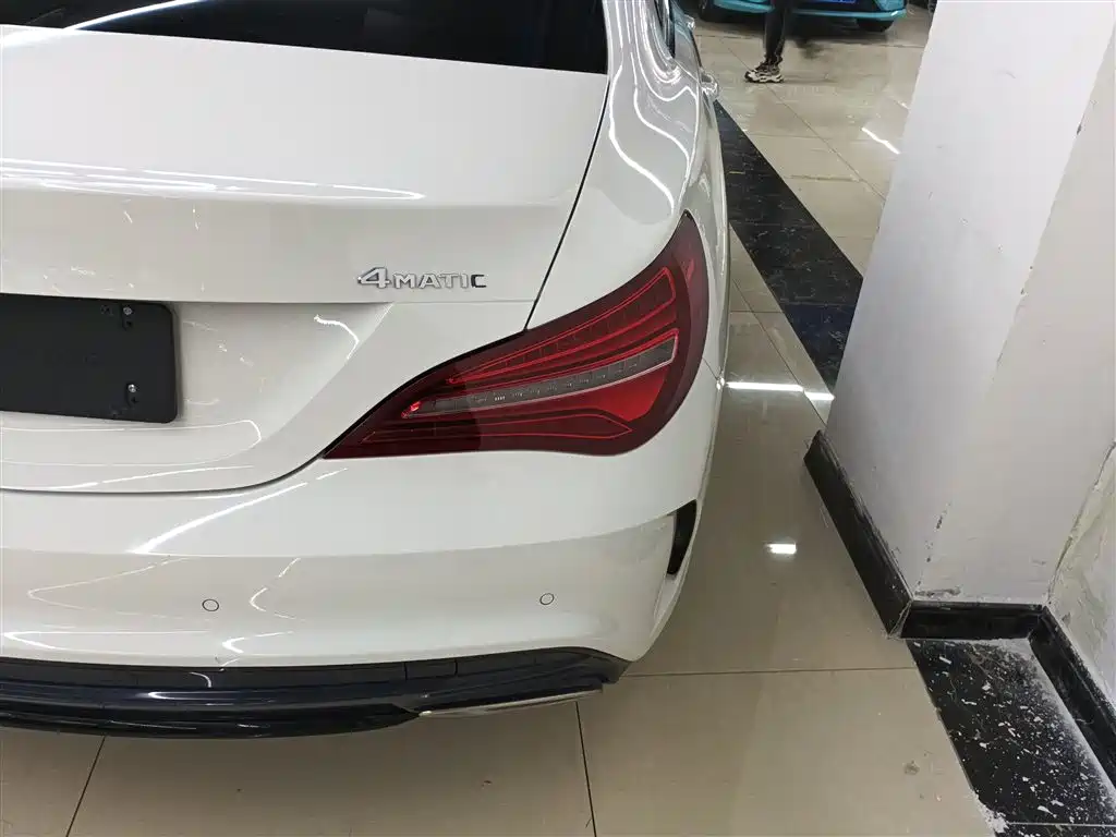 Mercedes-Benz CLA (Import) 2017 Facelift CLA 220 4MATIC фото 8