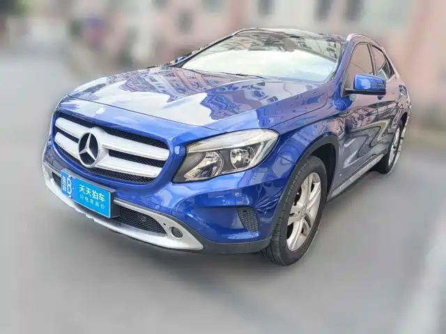 Mercedes-Benz GLA 2016 GLA 200 Dynamic — фото 1