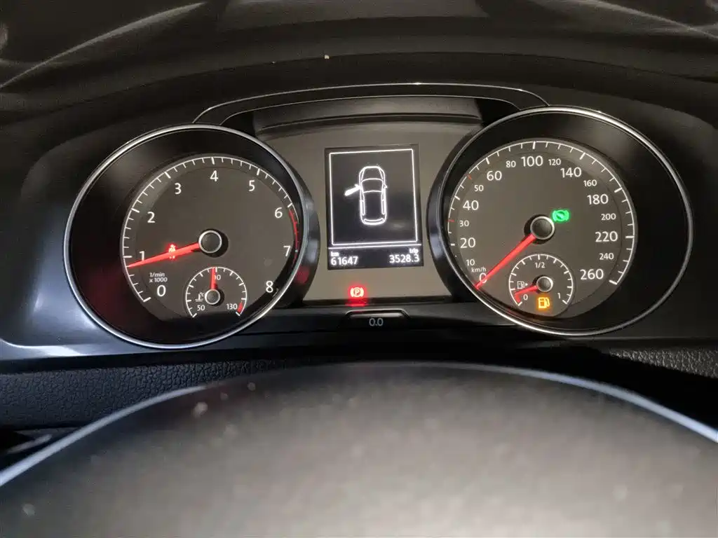 Volkswagen Golf 2020 Beloved Edition 280TSI DSG Comfort фото 8