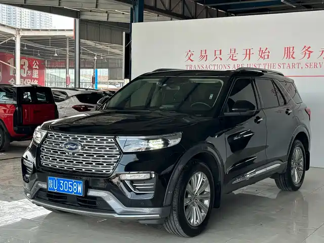 Ford Explorer EcoBoost 285, полный привод, Titanium, 6 мест