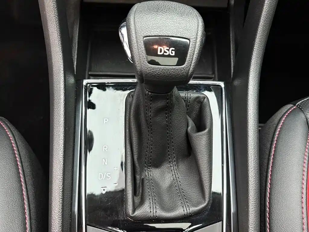 Škoda Karoq 2023 TSI280 Smart Edition фото 18