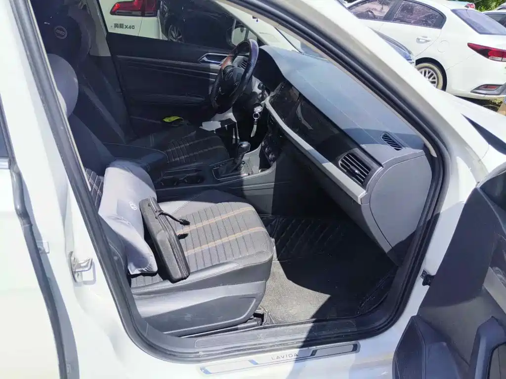 Volkswagen Lavida, миниатюра 10