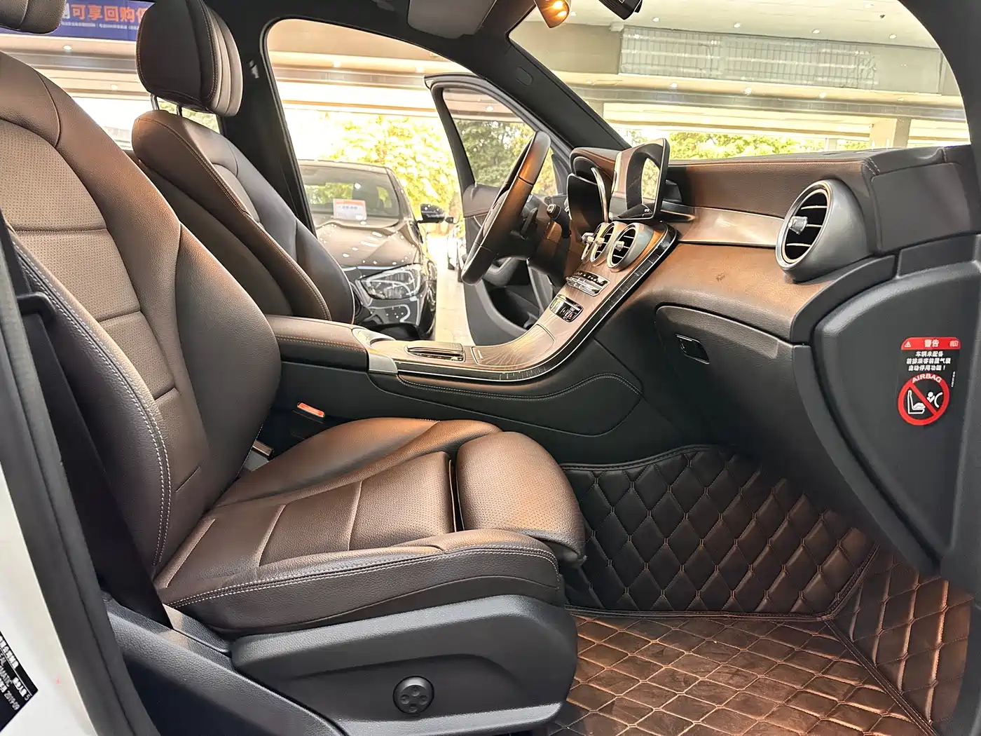 Mercedes-Benz GLC 2020 GLC 260 L 4MATIC Luxury фото 7
