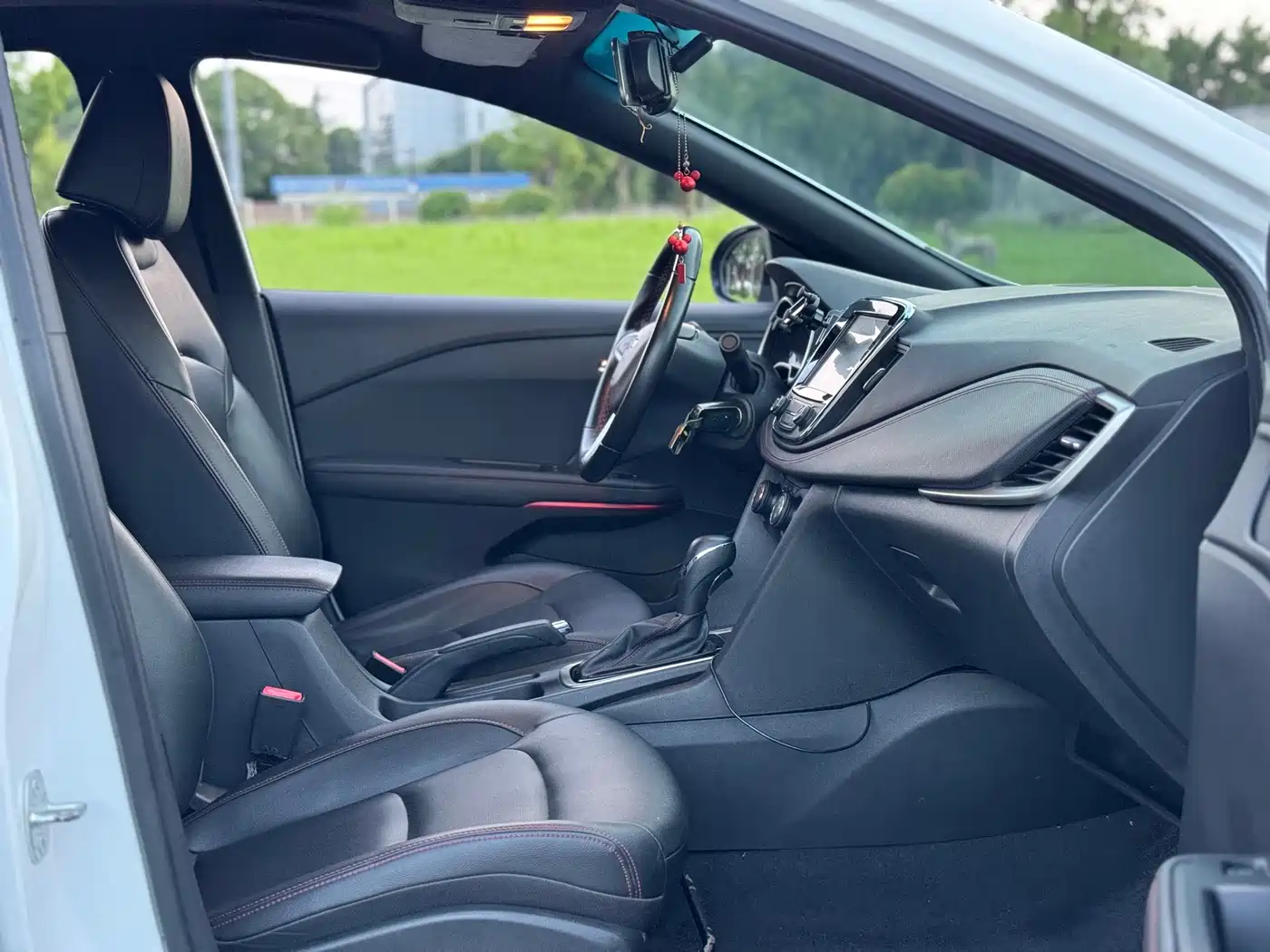 Chevrolet Monza 2019 RS 330T Auto Smooth Edition China VI 8