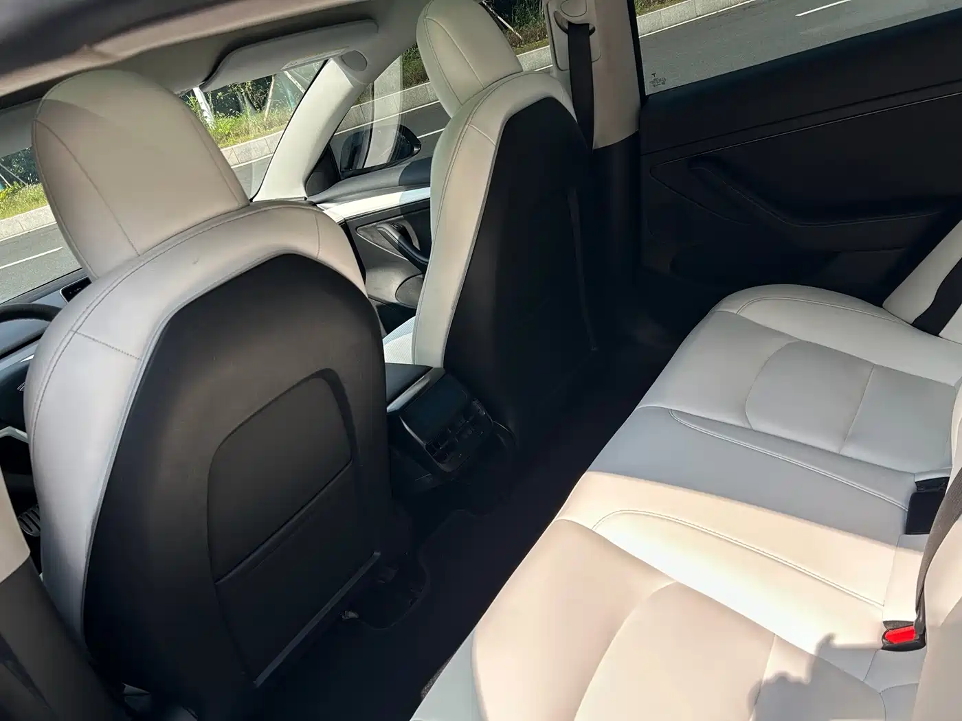 Фото 5 - Tesla Model 3