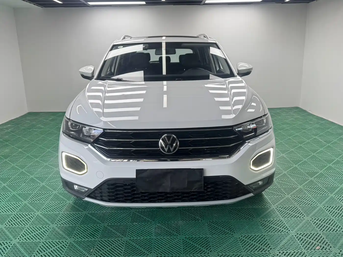 VOLKSWAGEN T ROC EXPLORING SONGS