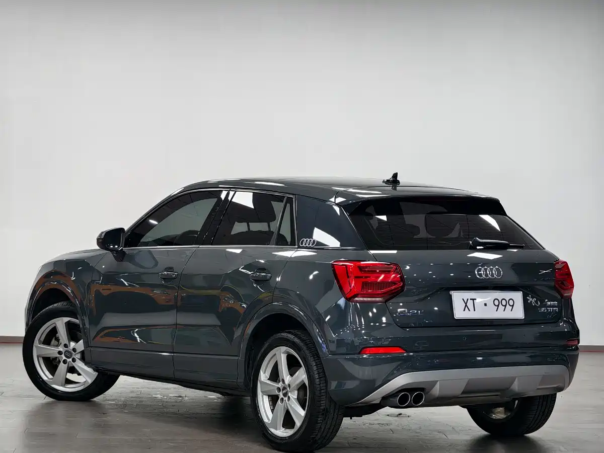 Audi Q2L 2020 35 TFSI Fashion Elegance Model фото 4