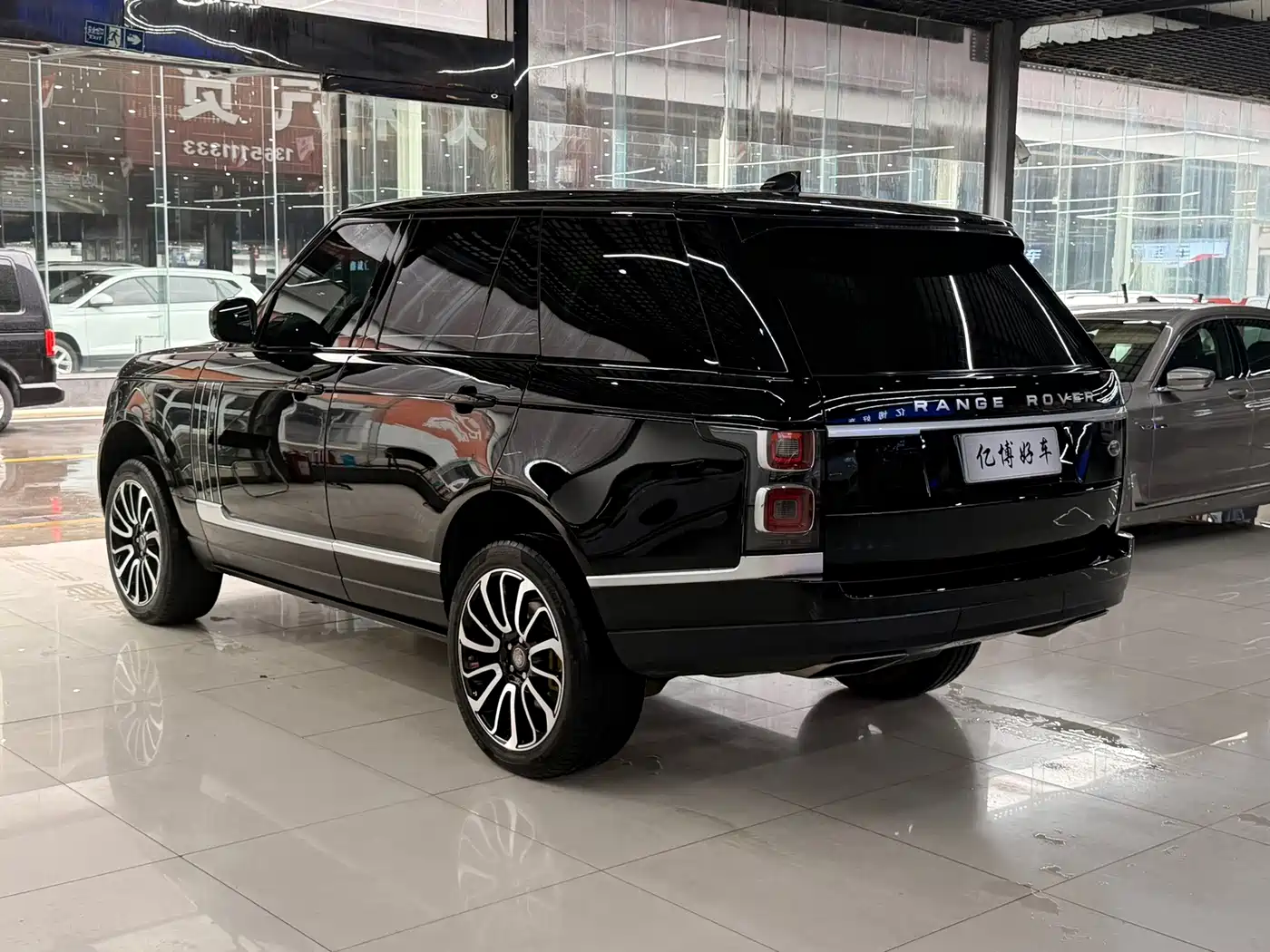 Фото 7 - Land Rover Range Rover