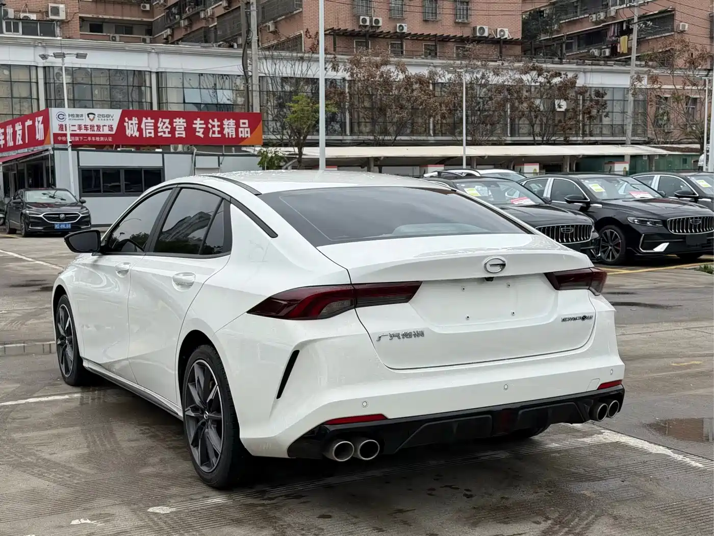 GAC Trumpchi Trumpchi Emkoo 2023 270T DCT J15 Edition фото 6