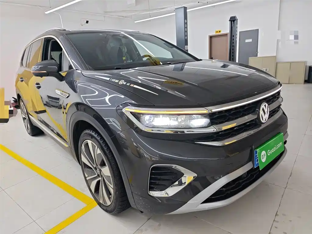 Volkswagen Talagon 2023 Facelift 380TSI 4WD Luxury Premium Pro Edition 6-Seater фото 4