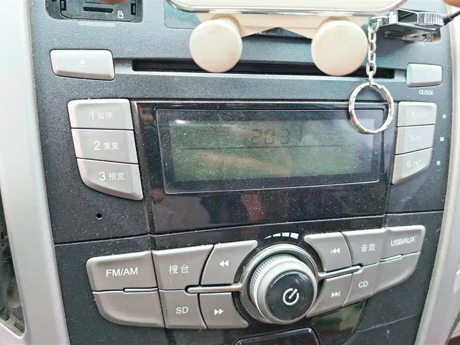 BYD F3 2014 1.5L Manual Luxury фото 13
