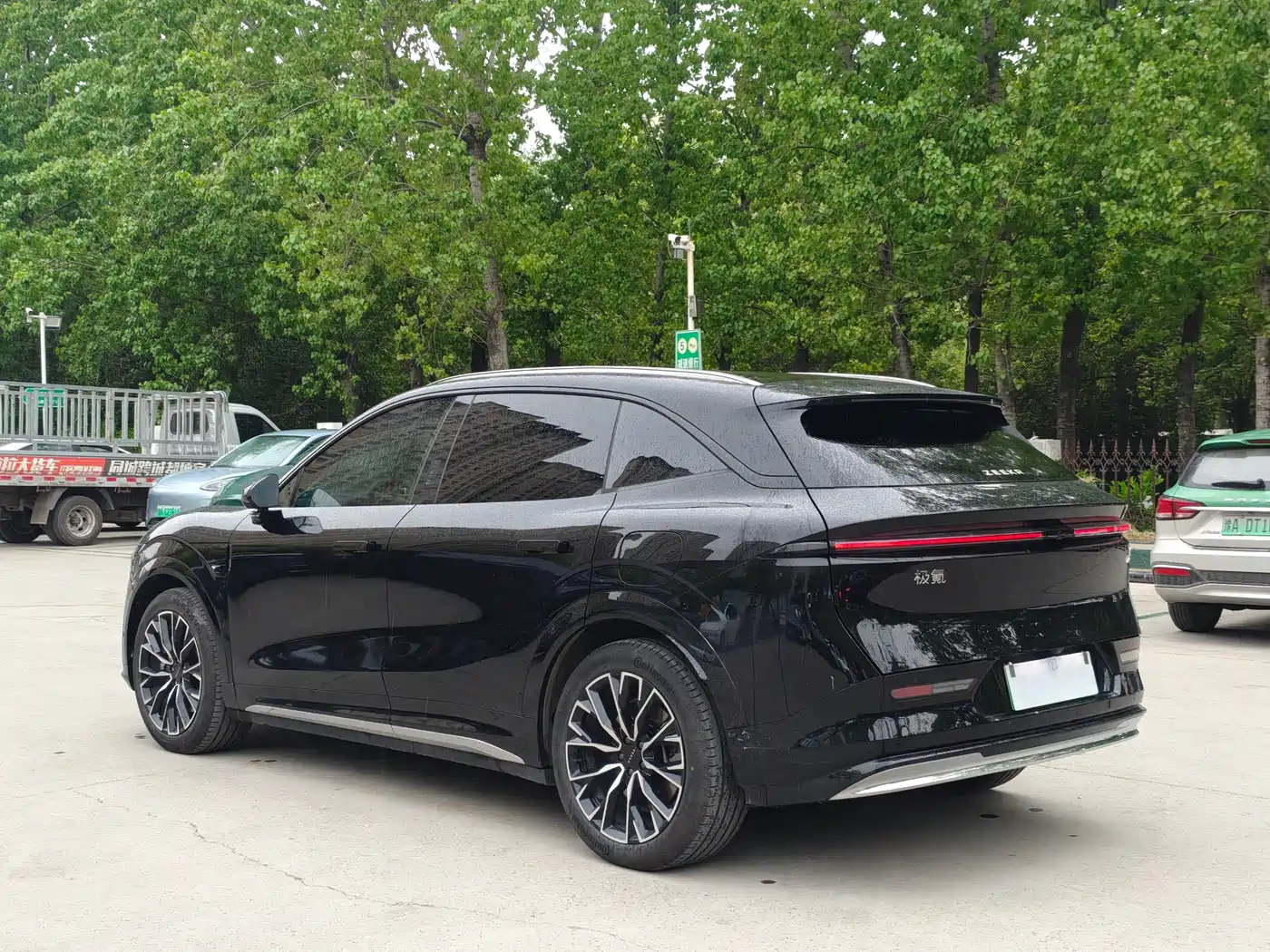 ZEEKR EXTREME KRYPTON 7X