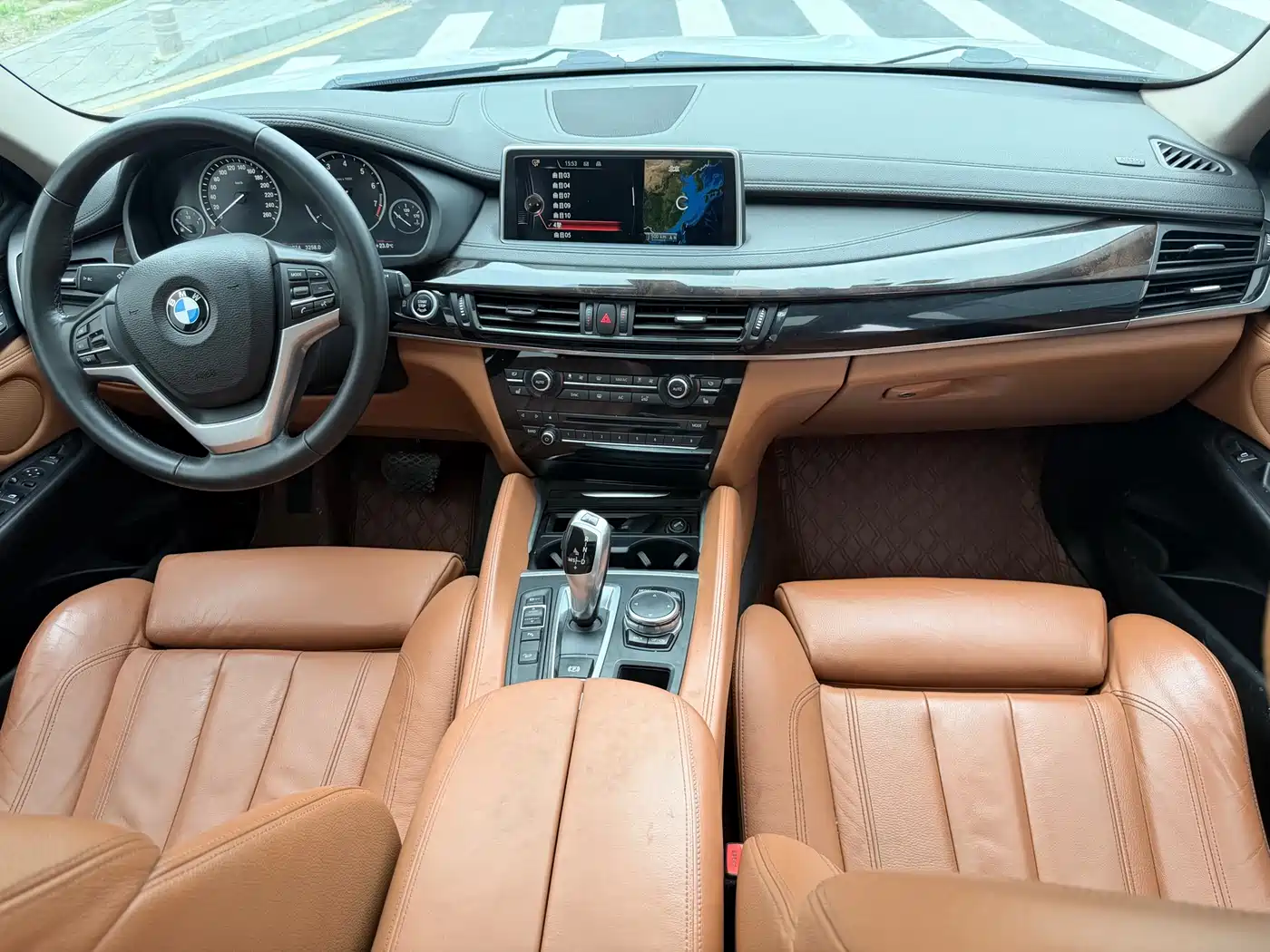 BMW X6 2015 xDrive28i фото 14
