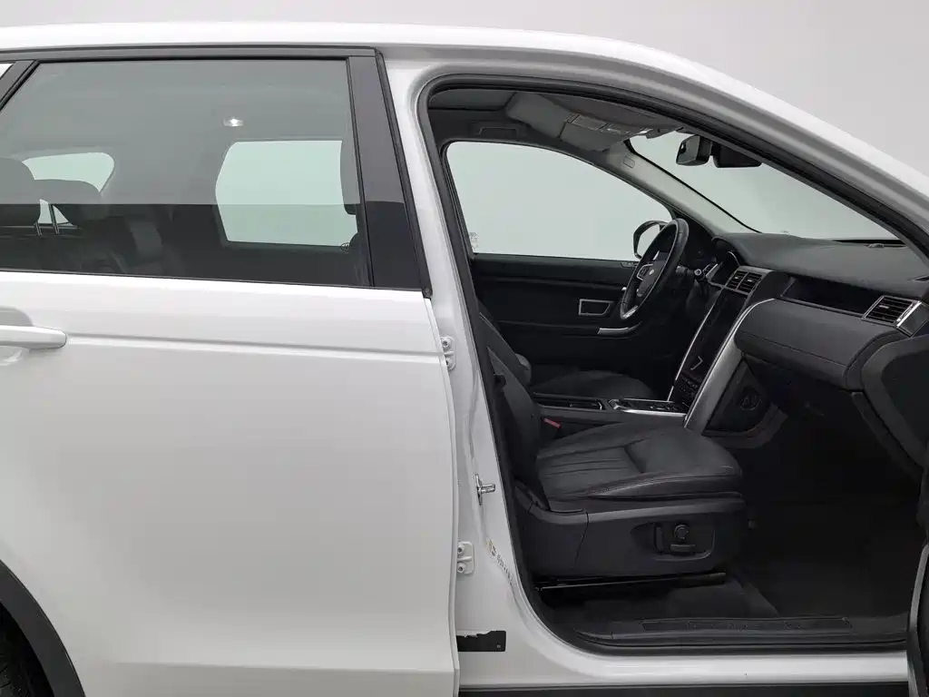 Фото 23 - Land Rover Discovery Sport