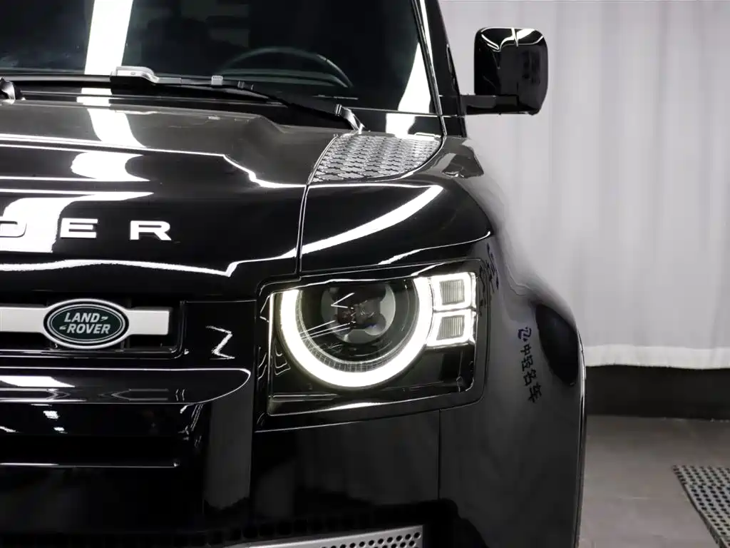 LAND ROVER GUARD