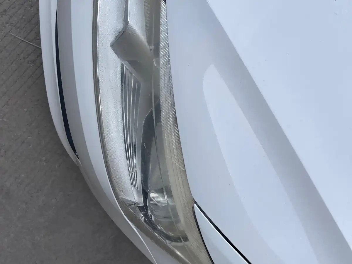 Volkswagen Santana 2013 2013 Model 1.6L Automatic Luxury Edition