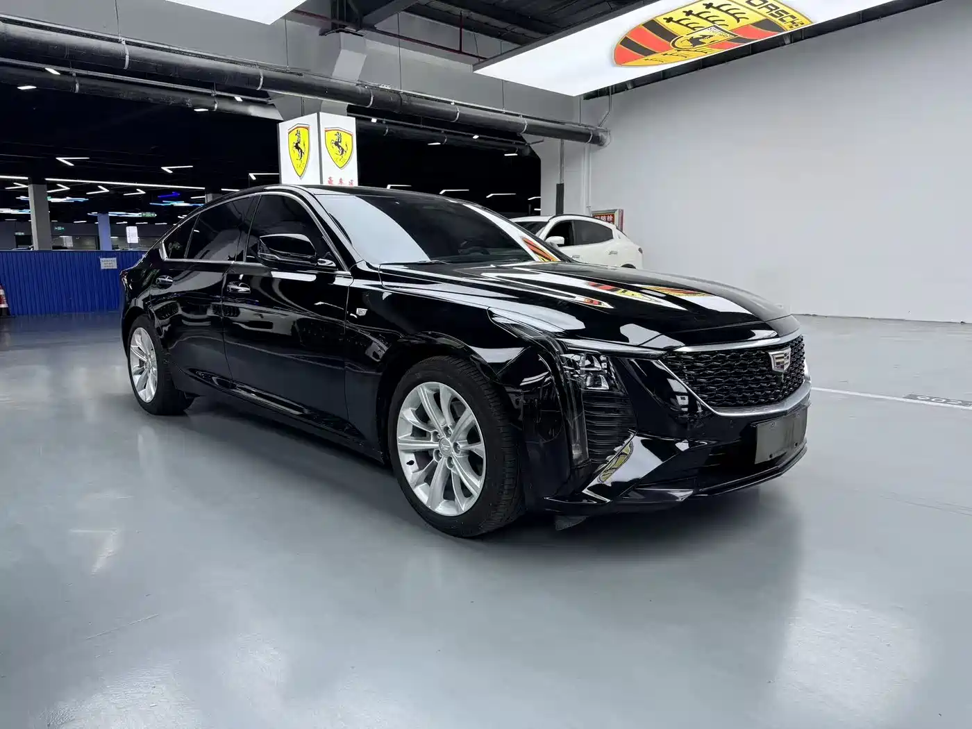 Cadillac CT5 2024 28T Luxury Model Pro фото 3