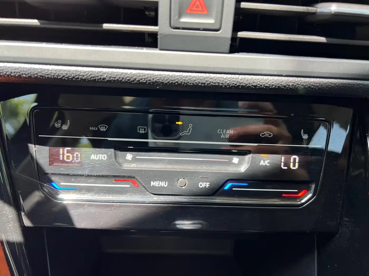 Volkswagen Tayron 2022 330TSI 2WD Luxury Smart Connect Plus фото 12