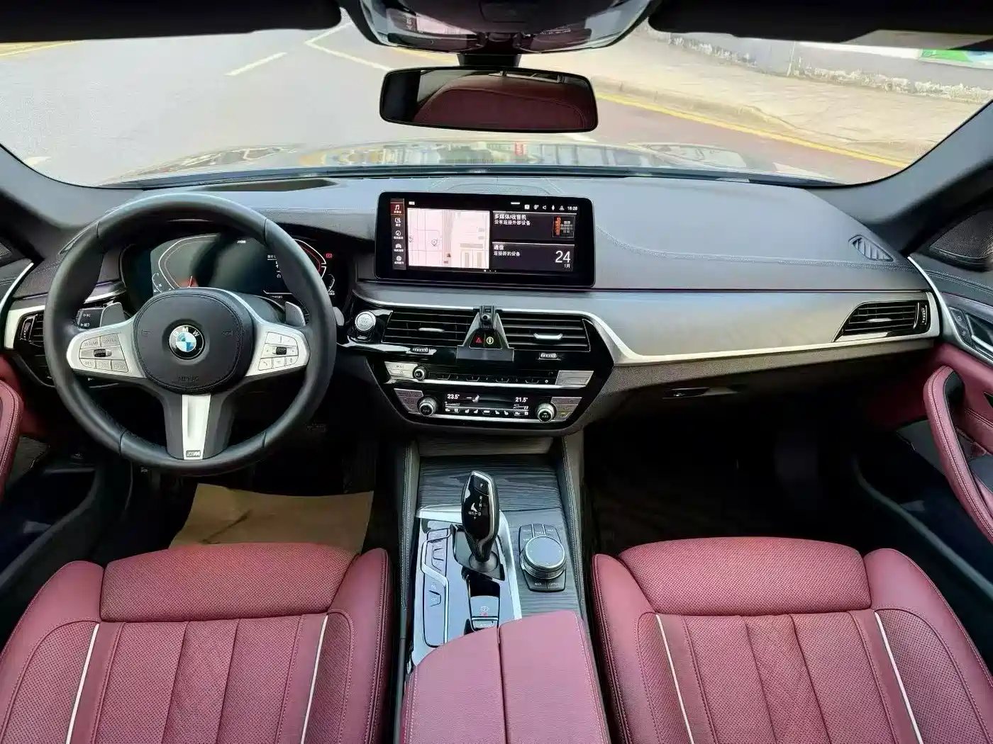 BMW 5 Series 2021 530Li Premium M Sport Package фото 4