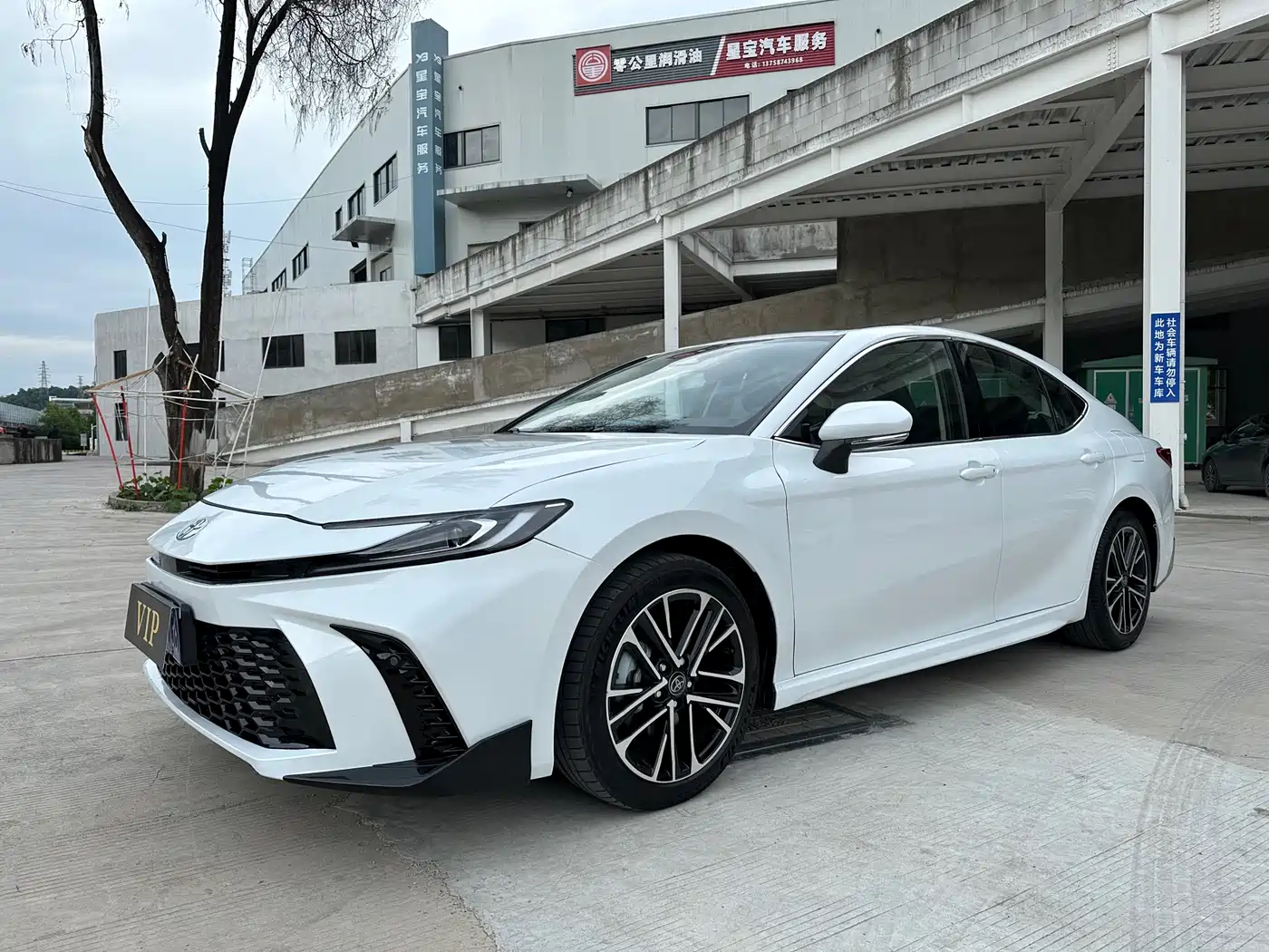 Toyota Camry 2026 Hybrid 2.0HSE Glory Version