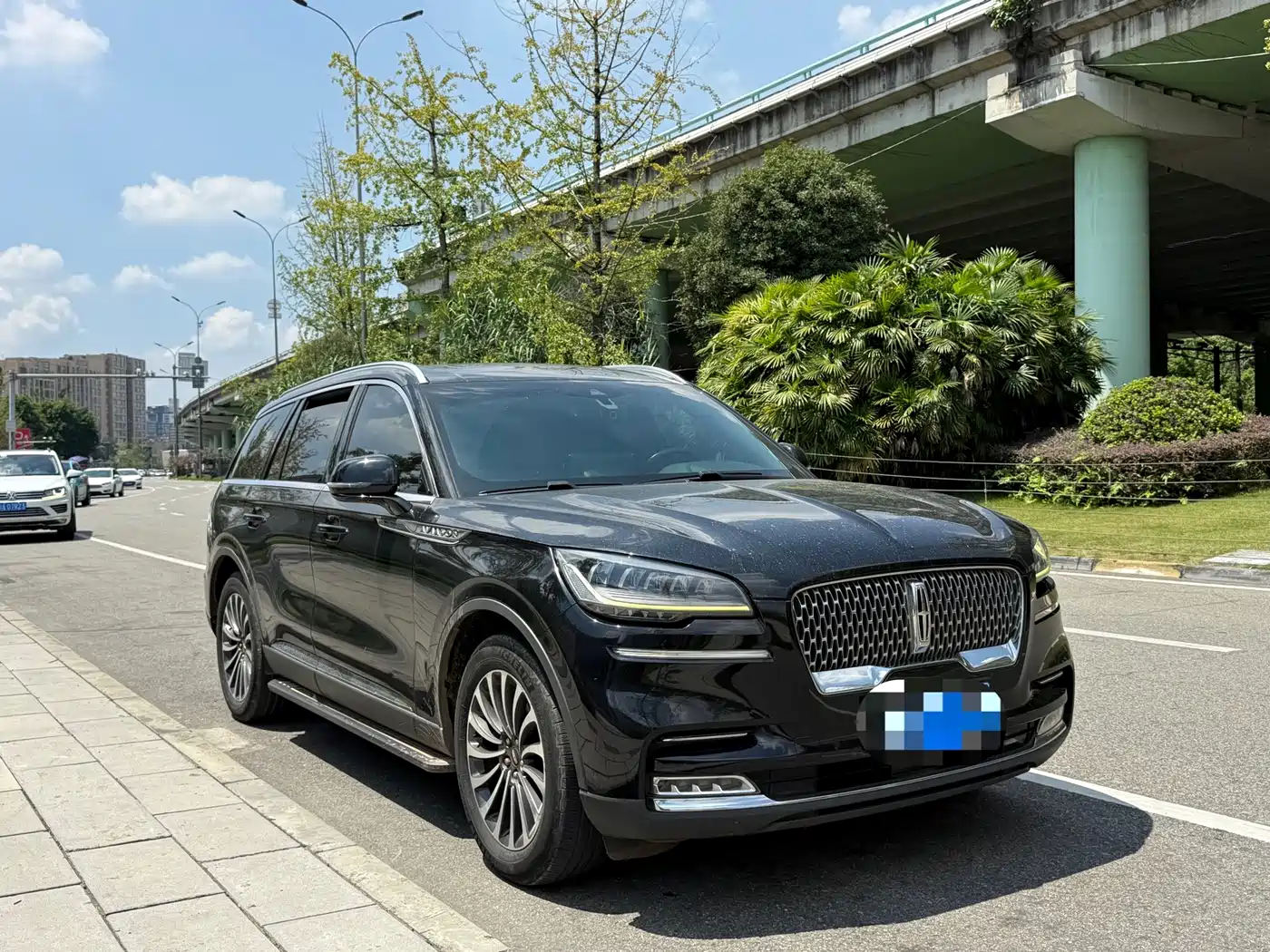 Фото 3 - Lincoln Aviator