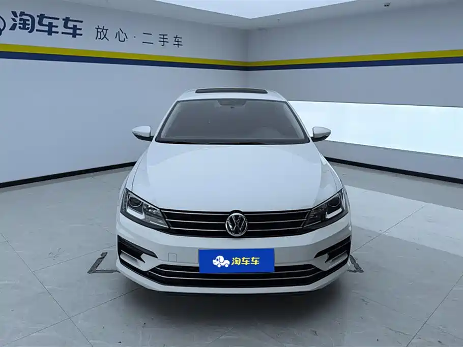 Volkswagen Sagitar 2018 280TSI DSG Spark Edition фото 2