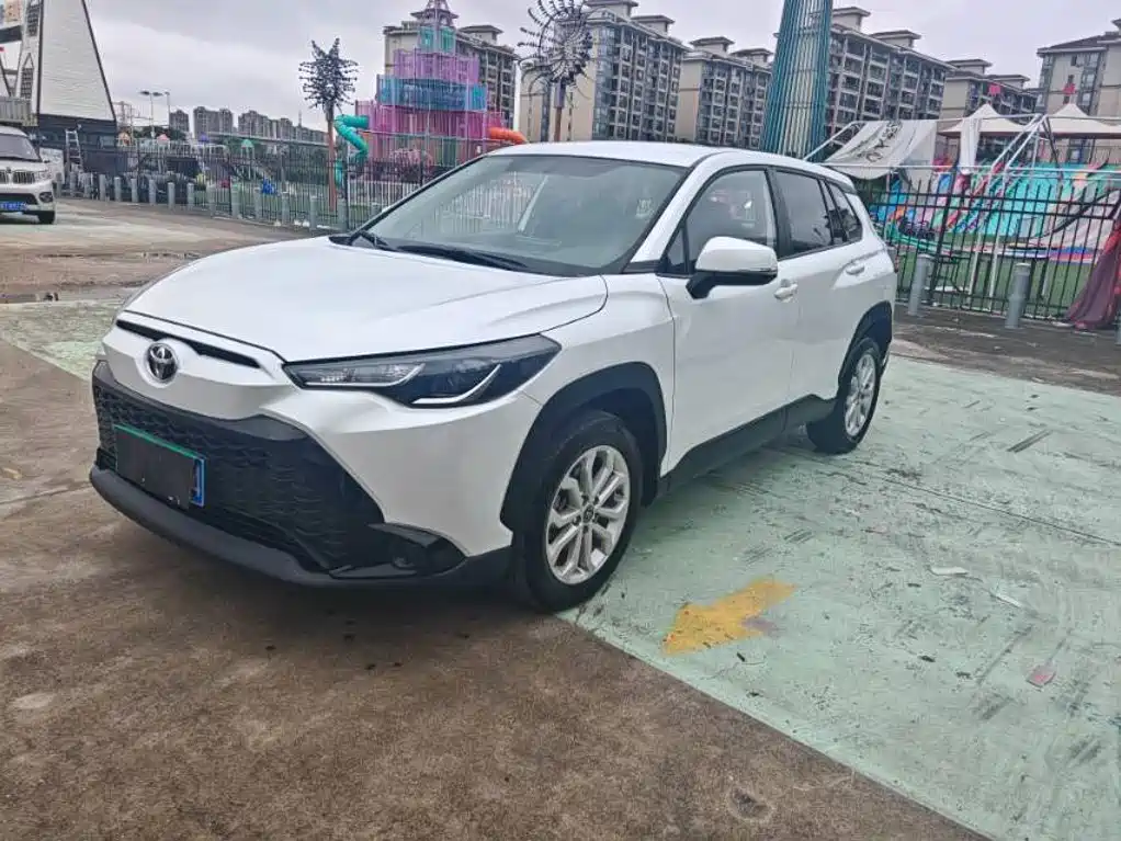 Toyota Frontlander 2025 2024 2.0L CVT Elite Plus Edition