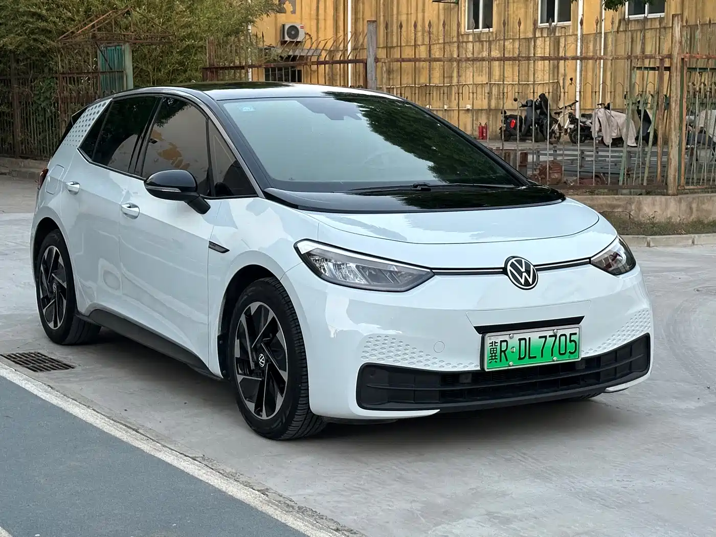 Volkswagen ID.3 2023 Pure Smart Edition фото 3