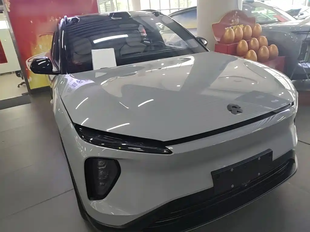 Фото 4 - NIO ES6