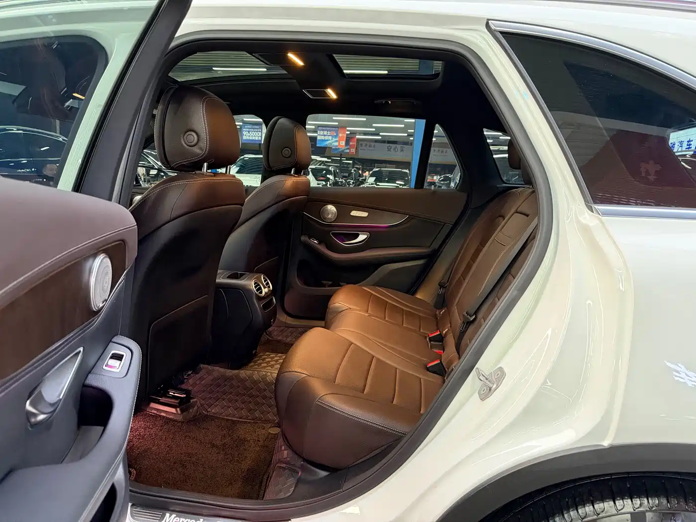 Mercedes-Benz GLC 2020 Facelift GLC 260 L 4MATIC Luxury фото 8