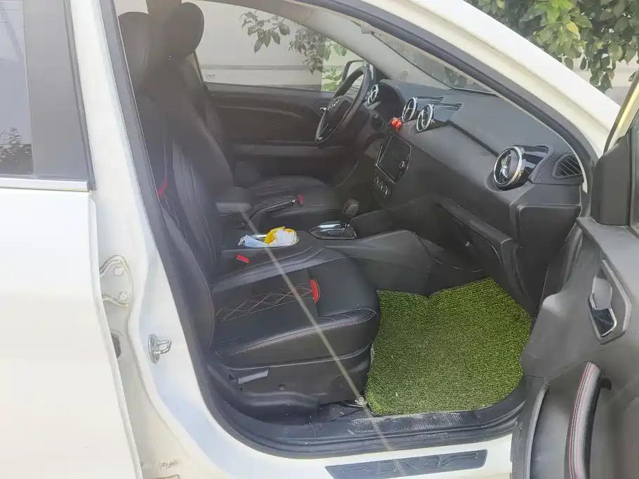 Soueast DX3 2018 2018 1.5T CVT Premium