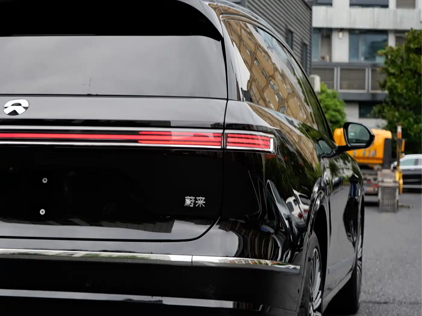 NIO ES8 2026 2025 Model 6-Seat Executive Luxury Edition
