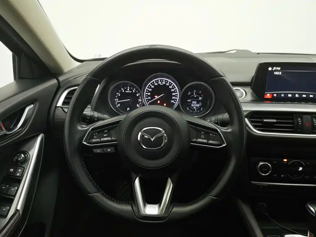 Фото 11 - Mazda Atenza